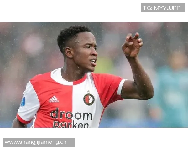 西尼斯特拉在哥伦比亚边锋位置的卓越才华与未来潜力分析